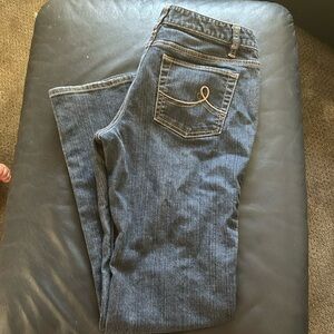 Women’s bootcut curvy jeans size 4 fits more like a 5